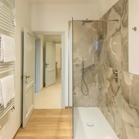 Marble With View Mdr Collection Апартаменты Флоренция